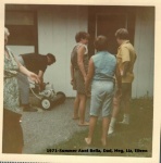 1971-Summer Aunt Bella, Dad, Meg, Liz, Eileen.jpg