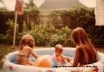 1977-07 Moms backyard, Stacey, Dawn, Terry .jpg