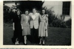 1943-09 Juliet,unknown 2 middle, Marge.jpg
