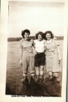 1946-05 Fran, Julie, Florance, Sunken Meadow_1.jpg