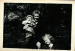 1948-Spring Barbara, Lee & Kathy.jpg