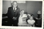 1949-11GrandBoBo,Aunt Julie, Pat & Barb.jpg