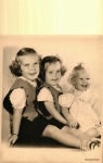 1952-ish Barb,Pat,Eileen.jpg