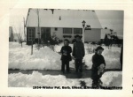 1954-Winter Pat, Barb, Eileen, 8 Weaver La, Levittown.jpg