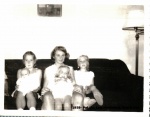 1958- Pat,Liz, Lois Hammond, Meg & Unk.jpg