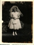 1958-05 Eileen Communion.jpg