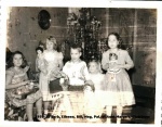 1958-12 Barb, Eileeen, Bill, Meg, Pat, at Aunt Marge's, Christmas .jpg
