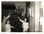 1958-Barbara, Eileen & Pat, Christmas .jpg