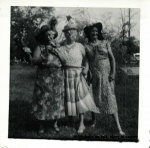 1958-Bella on left, Mary in center.jpg