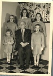 1961-04 Eileen, Barb,Pat,Liz,GrandBoBo,Meg.jpg